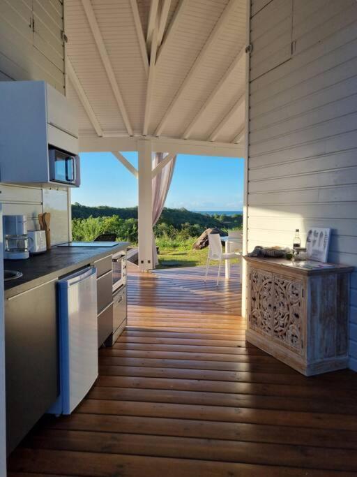 Les Hauts Du Papillon - Piscine Et Vue Mer - Sainte-Rose Exterior foto