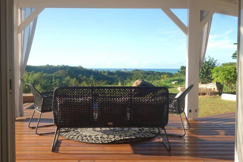 Les Hauts Du Papillon - Piscine Et Vue Mer - Sainte-Rose Exterior foto