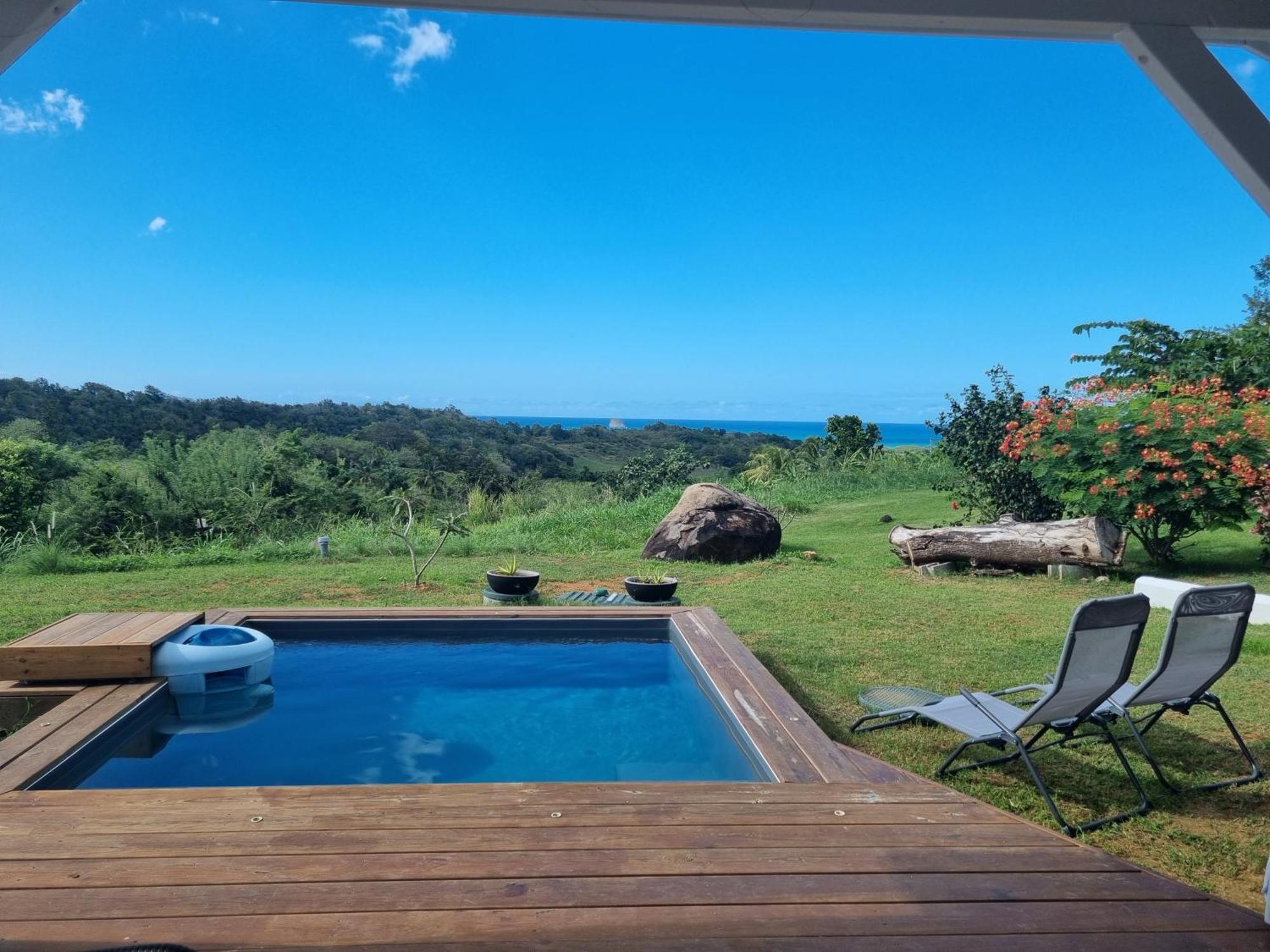 Les Hauts Du Papillon - Piscine Et Vue Mer - Sainte-Rose Exterior foto